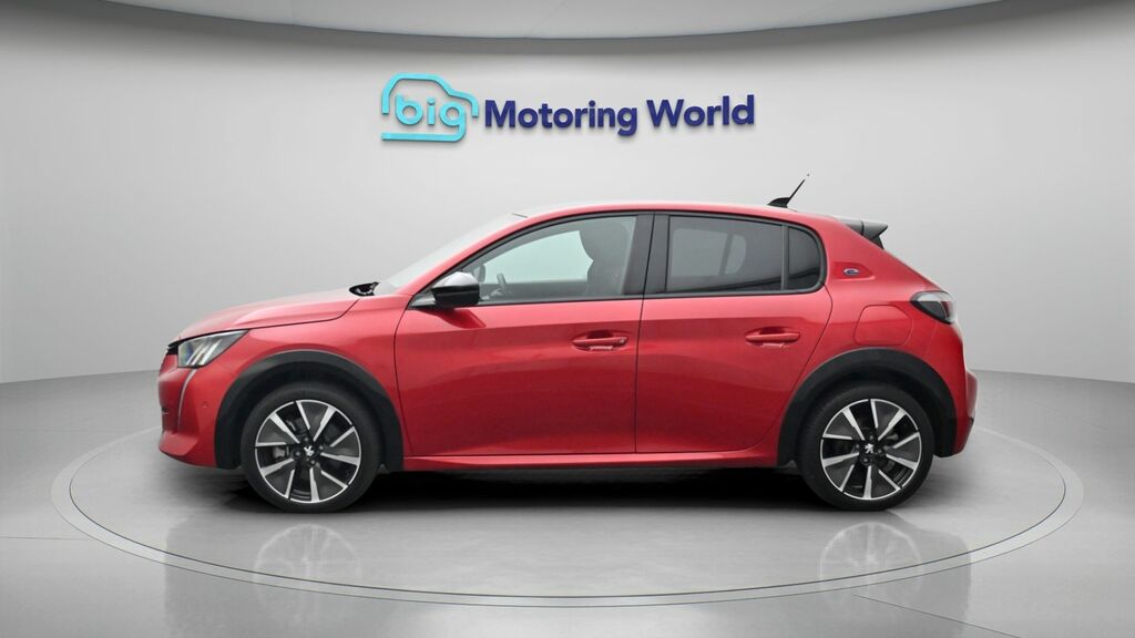 Peugeot e-208 Gt Red #4