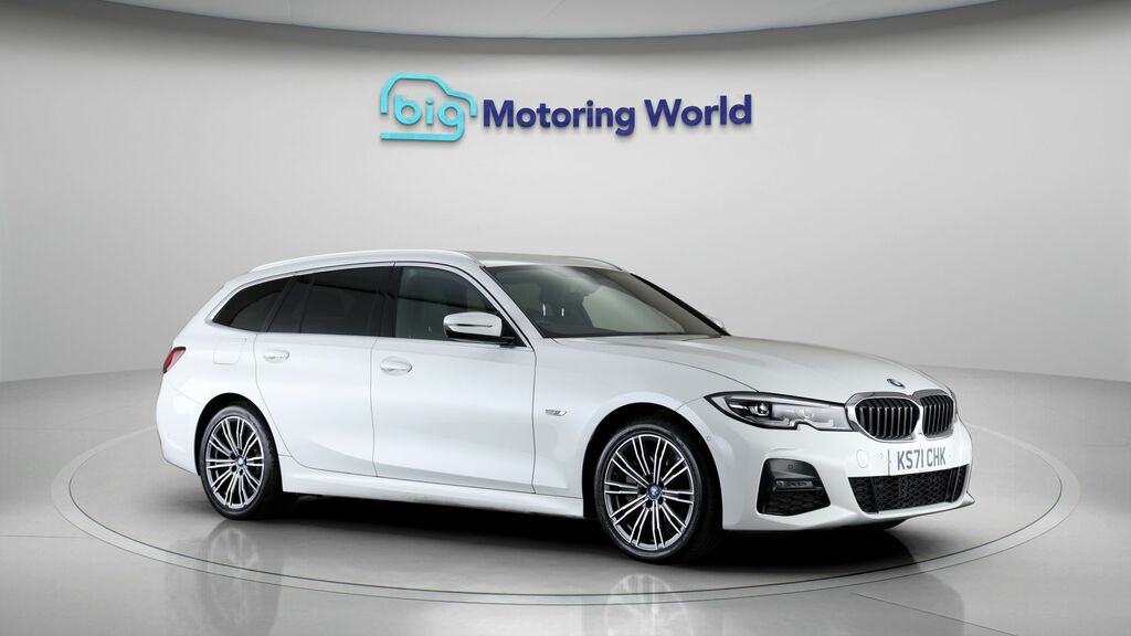 BMW 3 Series M Sport White