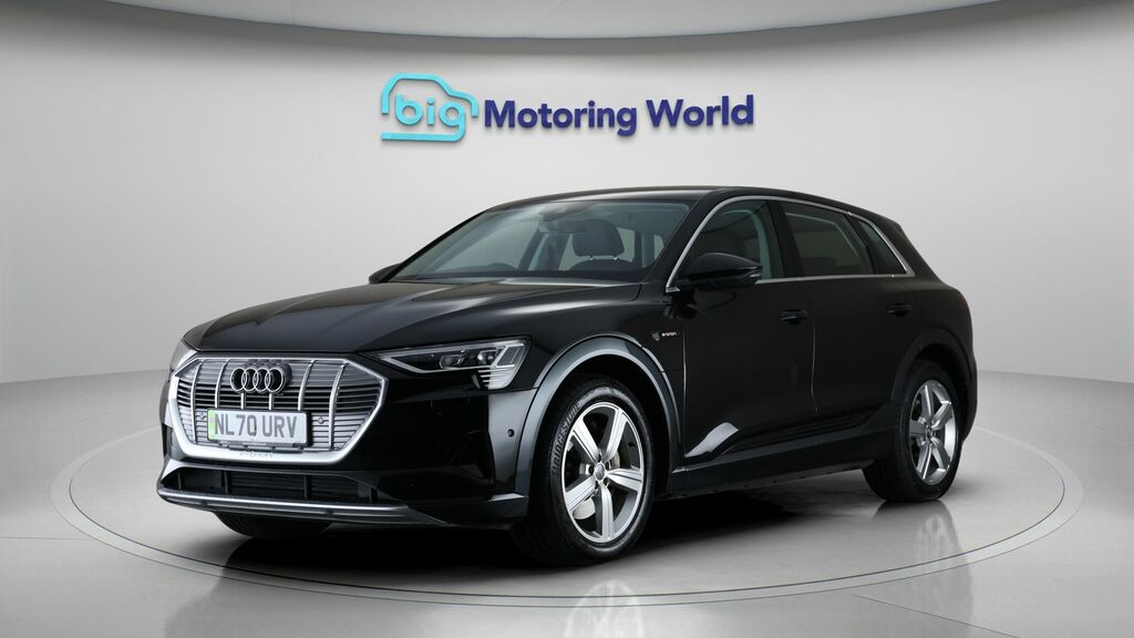 Audi E-tron Technik Black #3