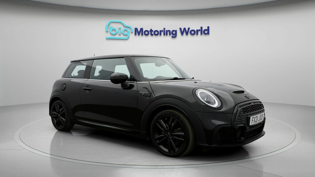 Mini Hatch Cooper S Sport Black