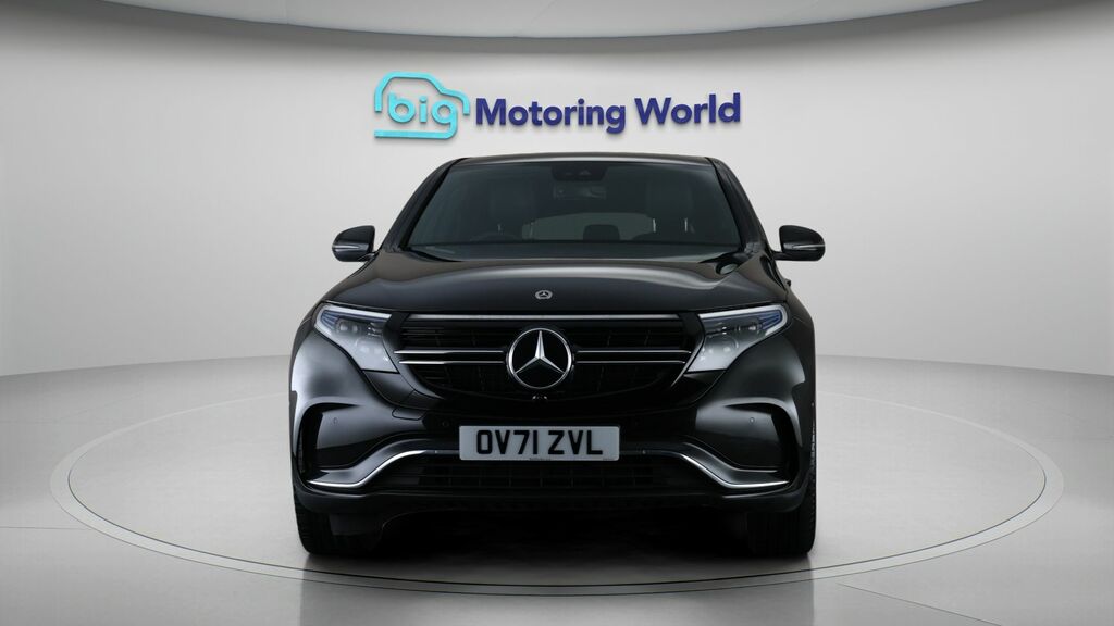 Mercedes-Benz EQC Amg Line Black #2