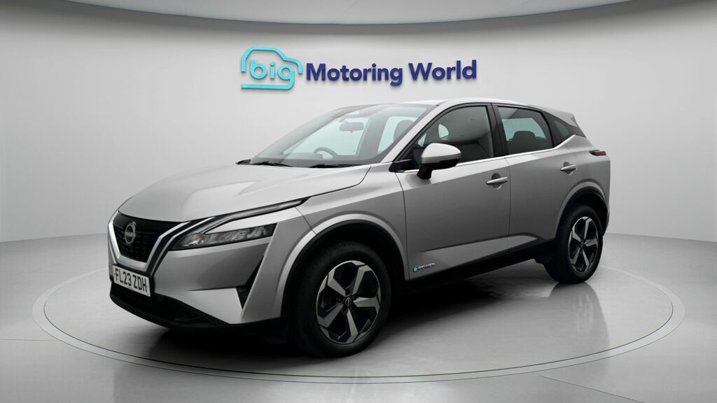 Nissan Qashqai Acenta Premium FL23ZDH Silver #3