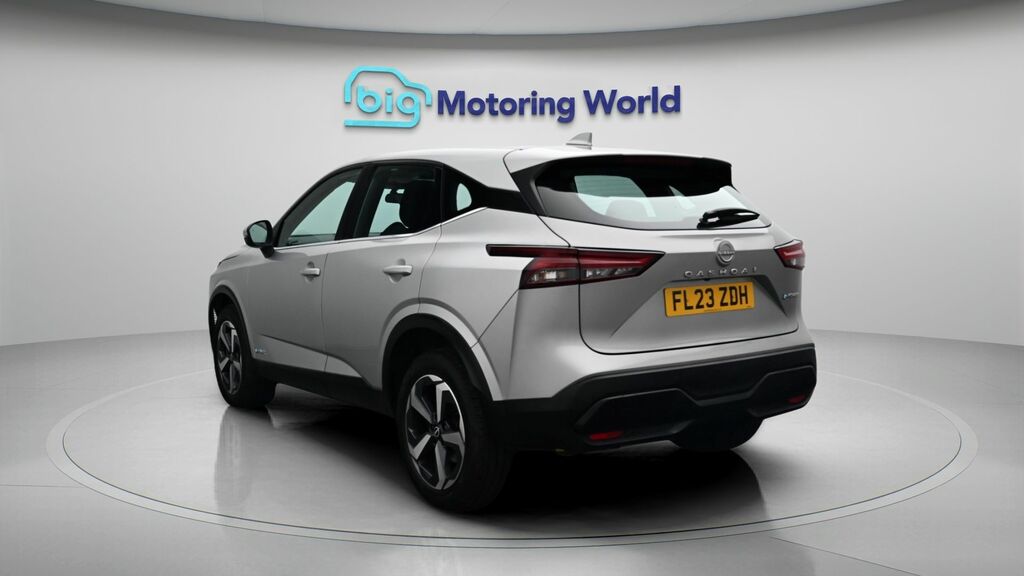 Nissan Qashqai Acenta Premium FL23ZDH Silver #5