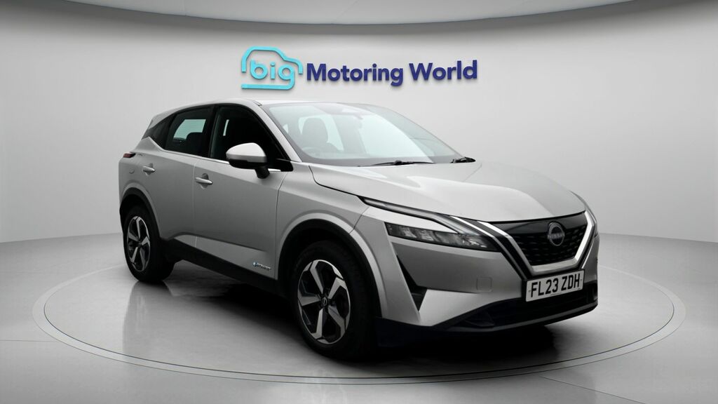 Nissan Qashqai Acenta Premium Silver