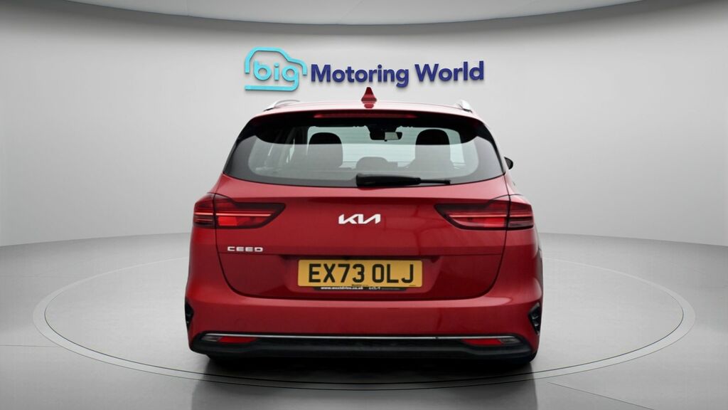 Kia Ceed 2 Red #6