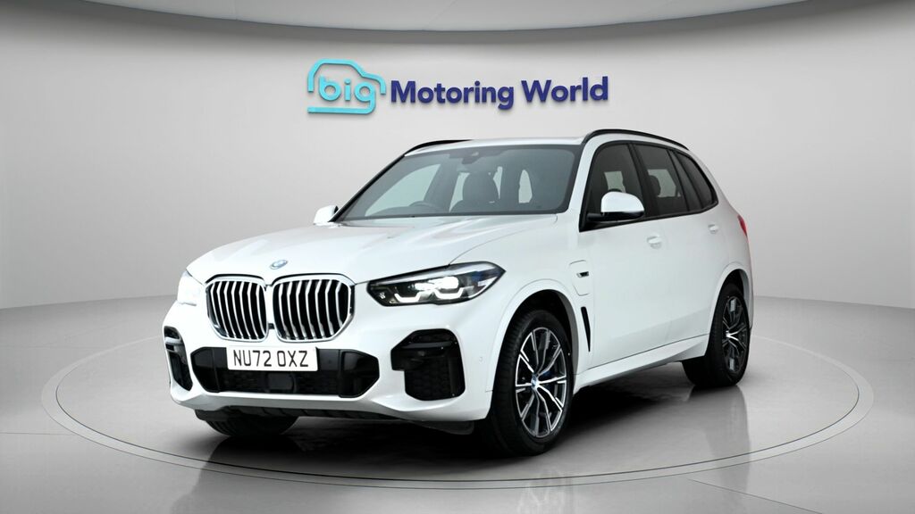 BMW X5 M M Sport White #3