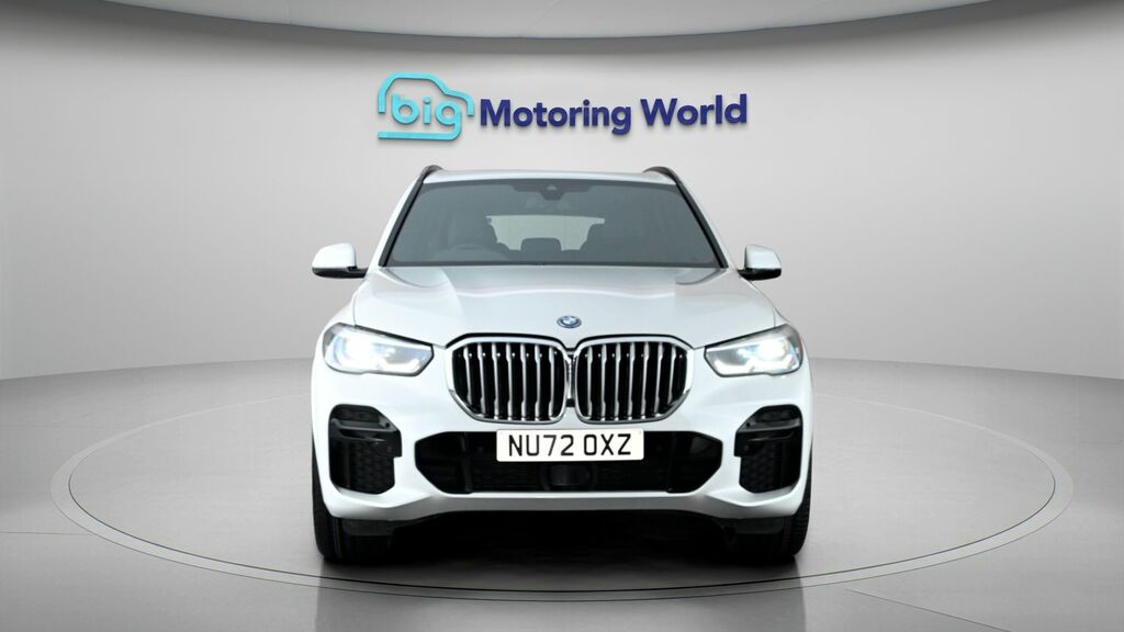 BMW X5 M M Sport White #2