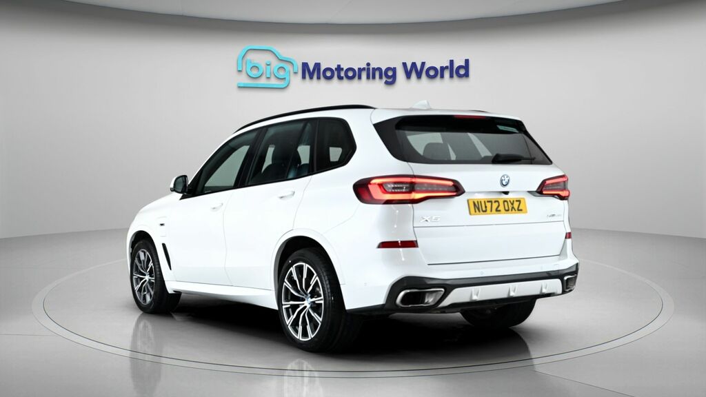 BMW X5 M M Sport White #5