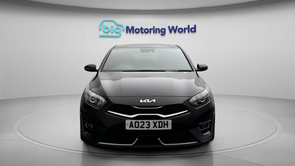 Kia Proceed Gt-line Black #2