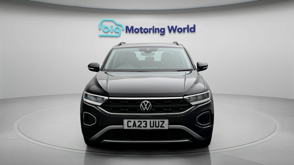Volkswagen T-Roc Life CA23UUZ Black #2