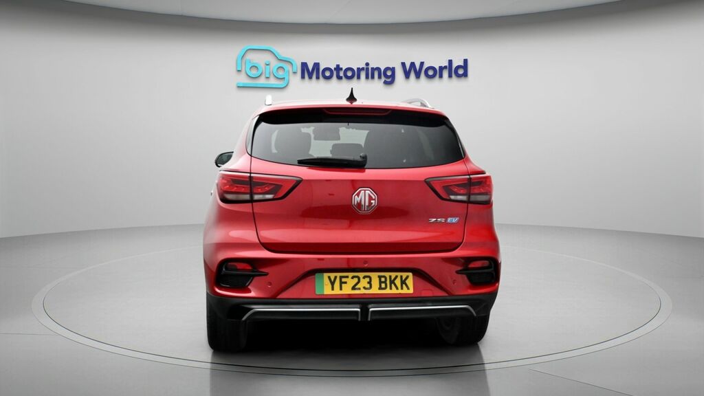 MG ZS Trophy Connect Long Range YF23BKK Red #6