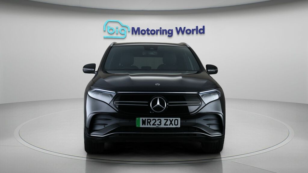 Mercedes-Benz EQA Amg Line Black #2