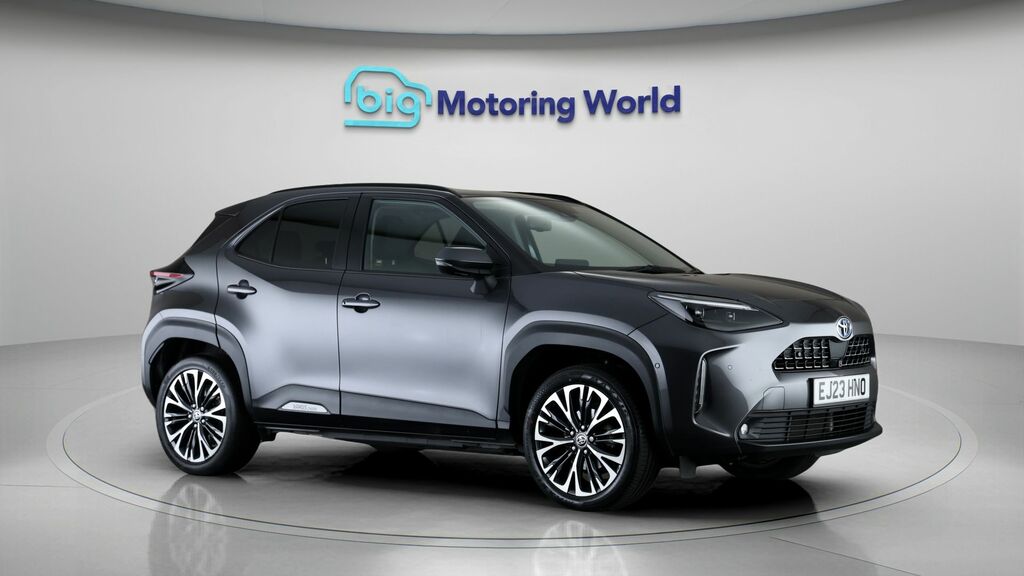 Toyota Yaris Cross Excel Grey