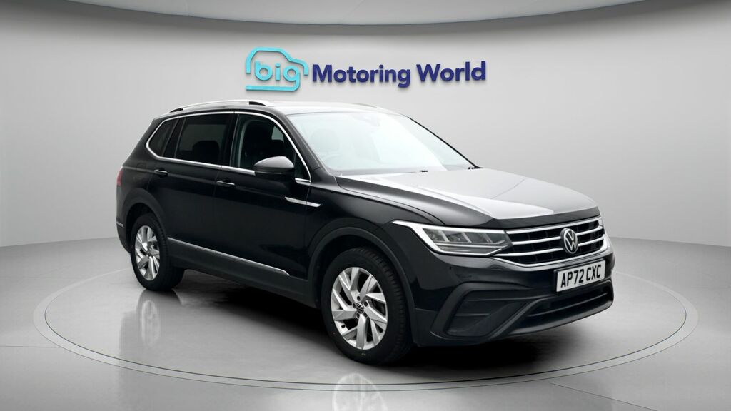 Volkswagen Tiguan Allspace Life Black