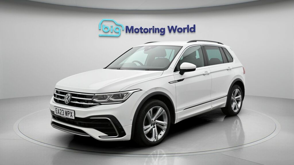 Volkswagen Tiguan R-line Edition EA23WPX White #3