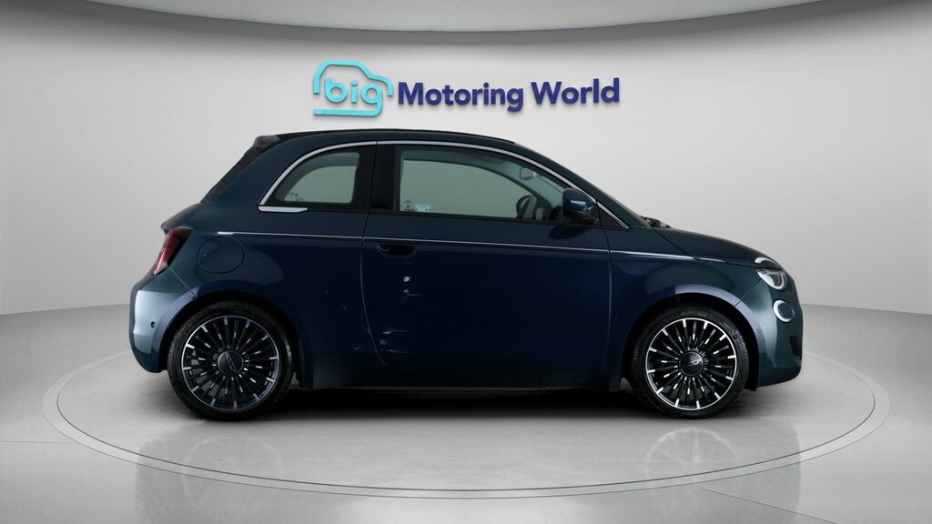 Fiat 500E C Passion Blue #8