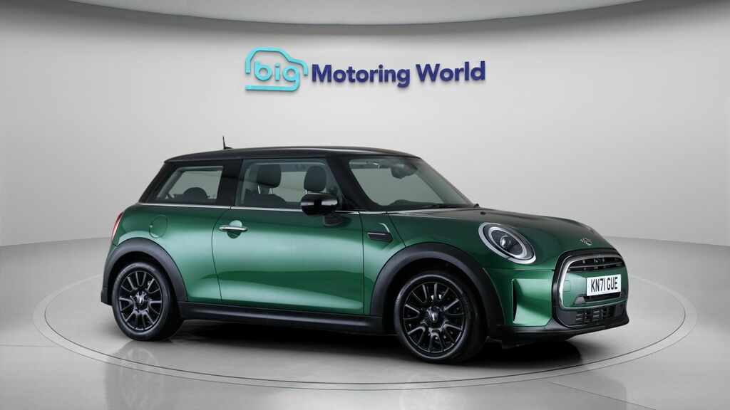 Mini Hatch Cooper Classic Green