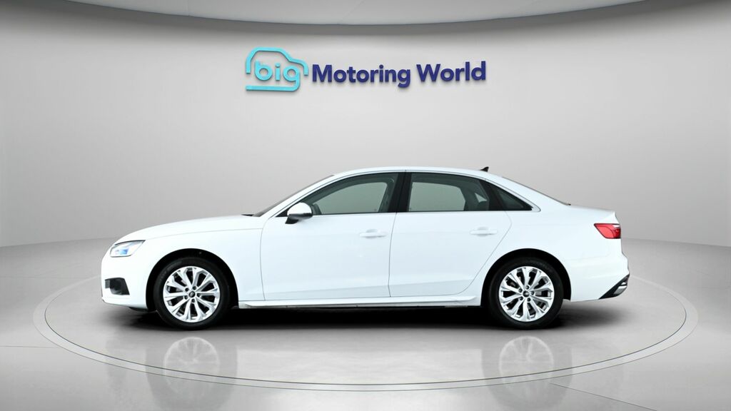 Audi A4 Sport White #4