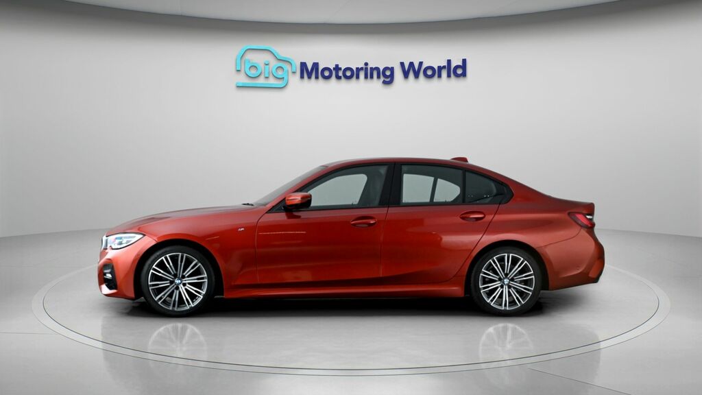 BMW 3 Series M Sport KV69ZDF Orange #4