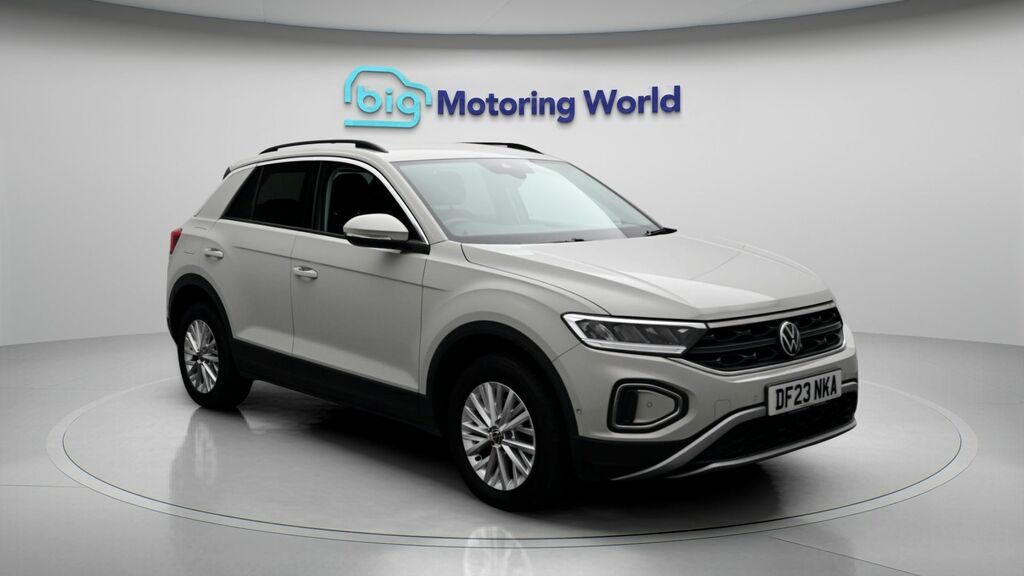 Volkswagen T-Roc Life Grey