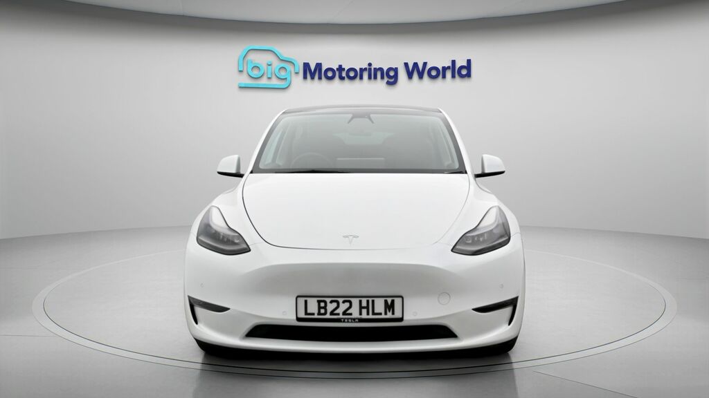 Tesla Model Y Long Range LB22HLM White #2