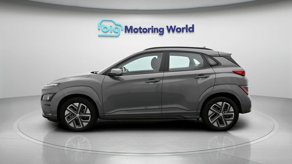 Hyundai Kona Se Connect AV23ZBO Grey #4