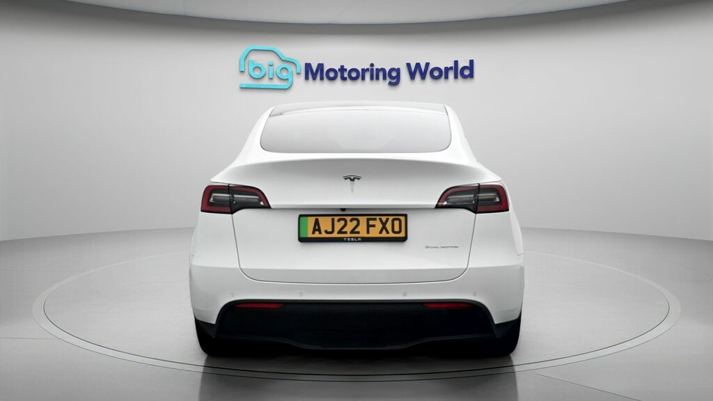 Tesla Model Y Long Range AJ22FXO White #6