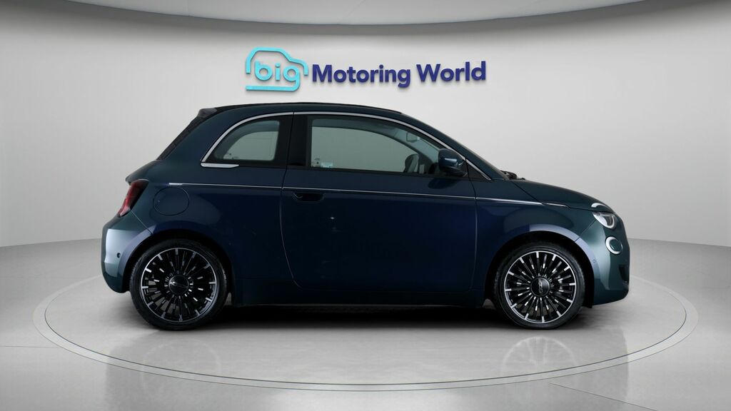 Fiat 500E C Automatic Black #8