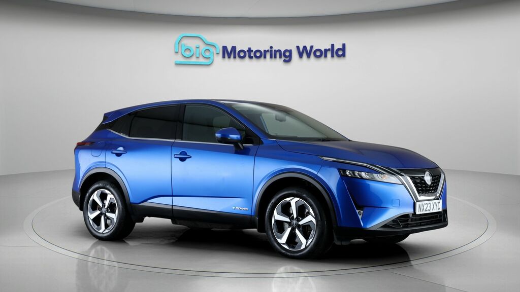 Nissan Qashqai N-connecta Blue