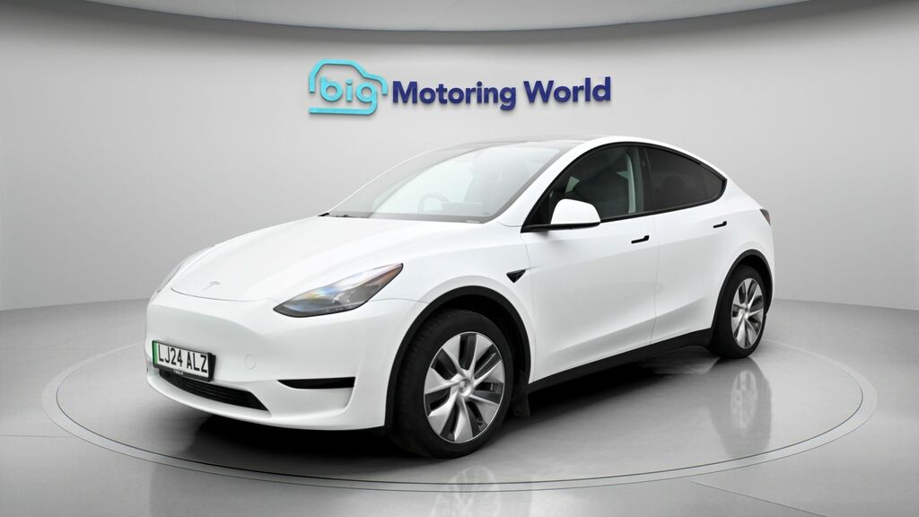 Tesla Model Y Y Model Y Rwd LJ24ALZ White #3