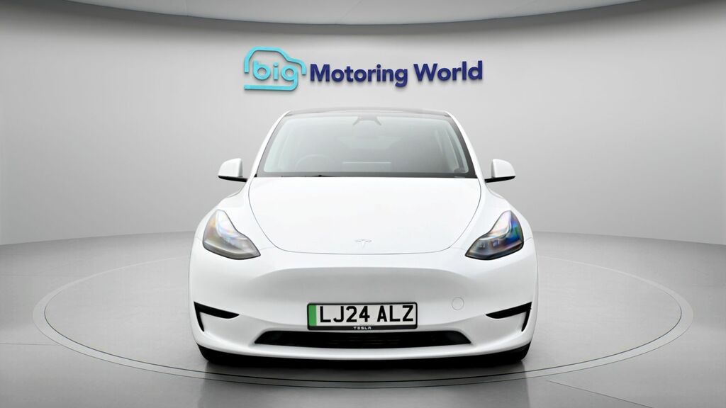 Tesla Model Y Y Model Y Rwd LJ24ALZ White #2