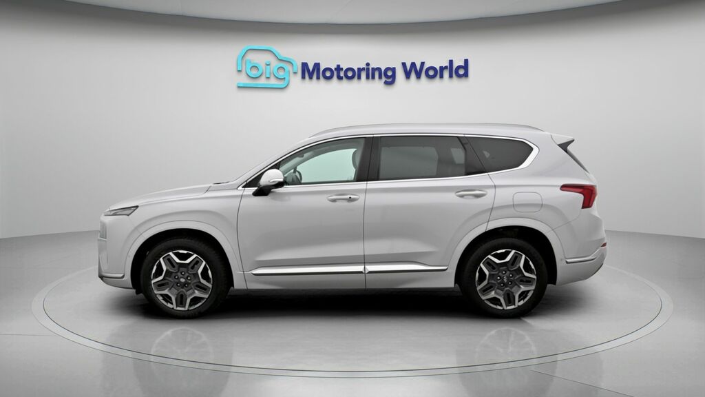 Hyundai Santa Fe Ultimate White #4