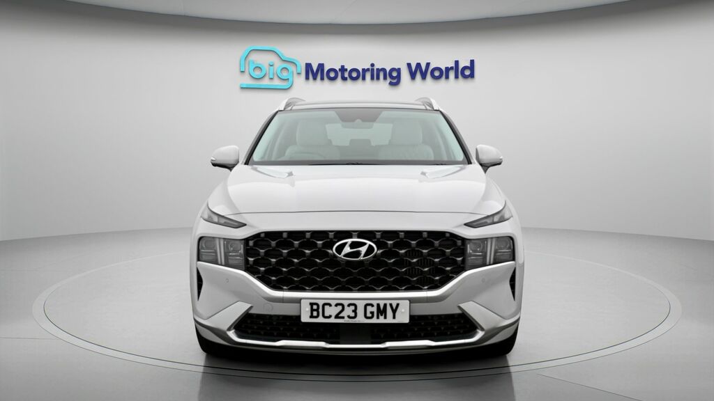 Hyundai Santa Fe Ultimate White #2