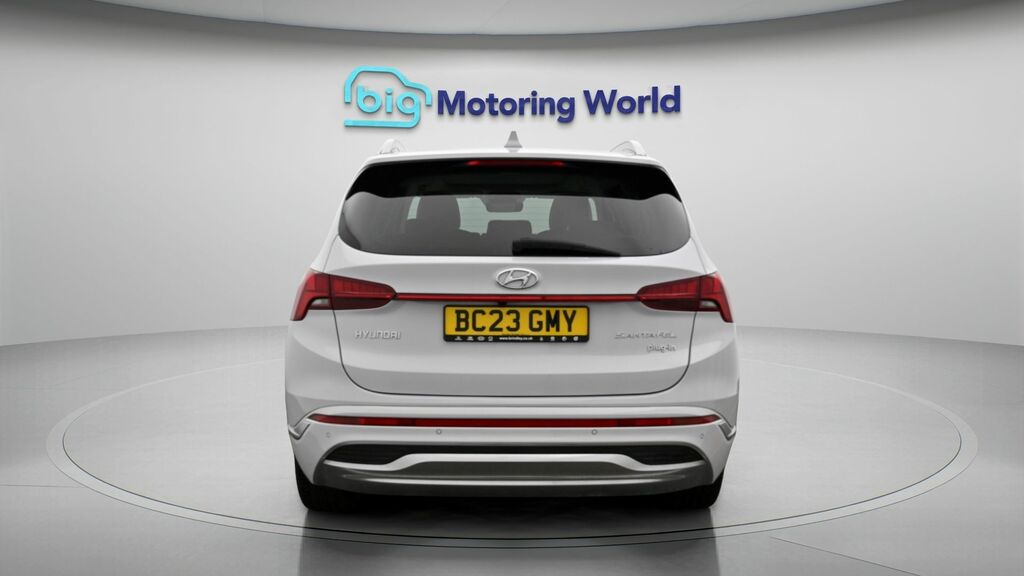 Hyundai Santa Fe Ultimate White #6
