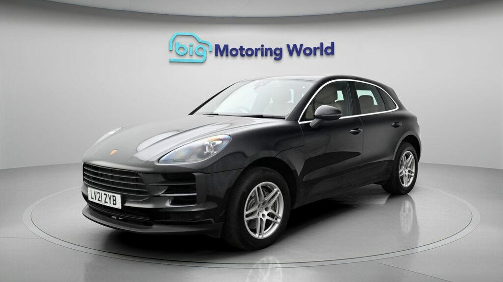 Porsche Macan S Black #3