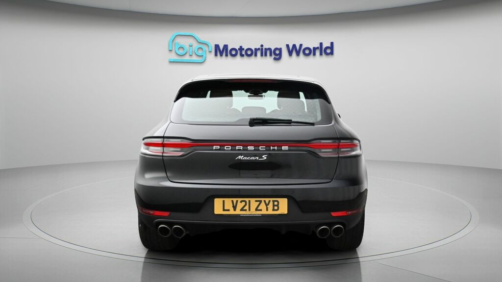 Porsche Macan S Black #6
