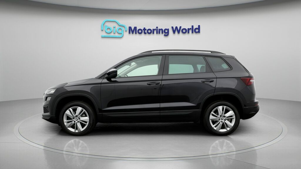 Skoda Karoq Se Drive LT23VVE Black #4