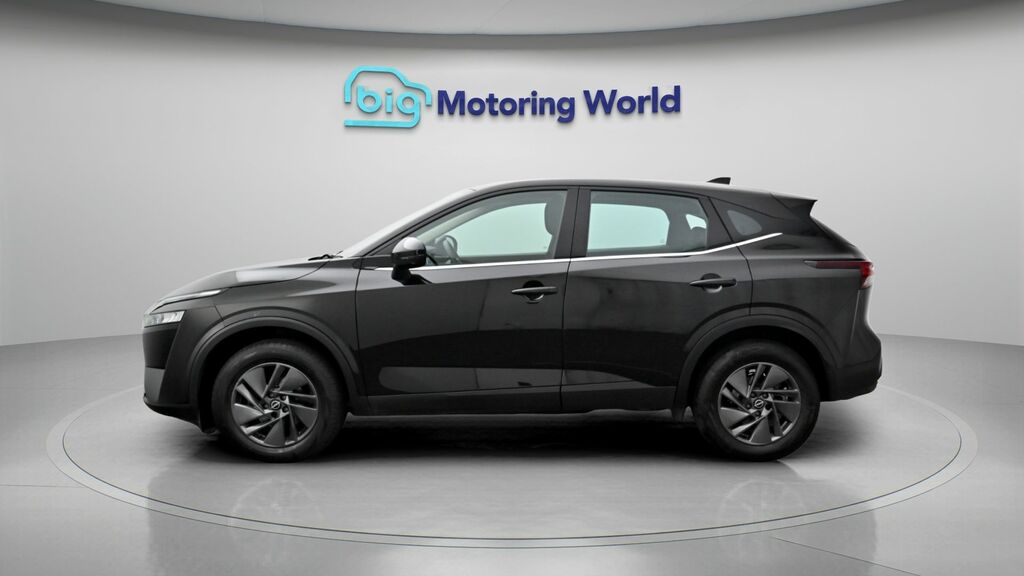 Nissan Qashqai Acenta Premium LV72JXZ Black #4