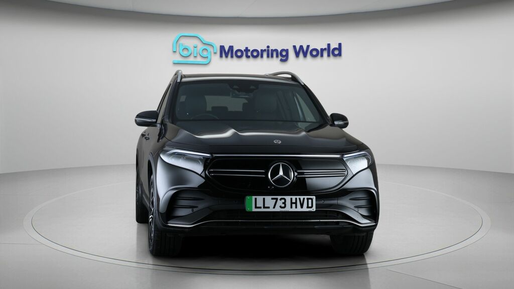 Mercedes-Benz EQB Amg Line Black #2