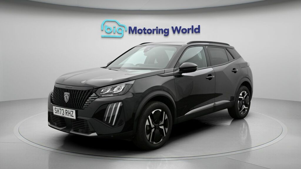 Peugeot 2008 Allure Black #3