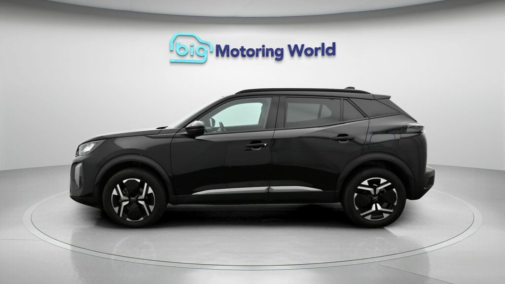 Peugeot 2008 Allure Black #4