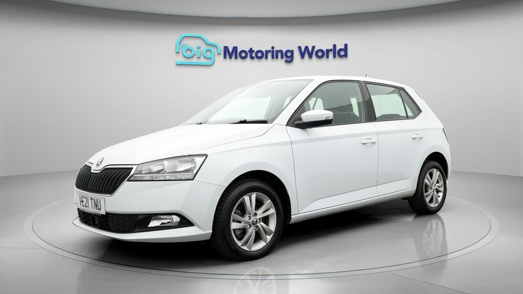 Skoda Fabia Se White #3