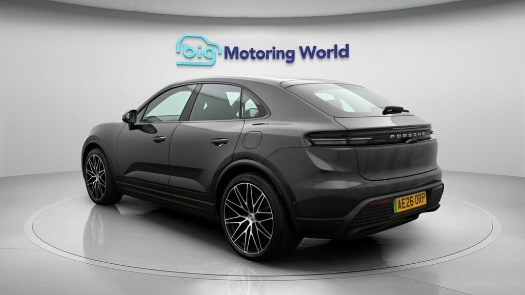 Porsche Macan Macan Electric Grey #5