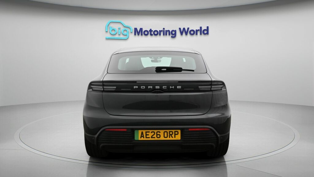 Porsche Macan Macan Electric Grey #6