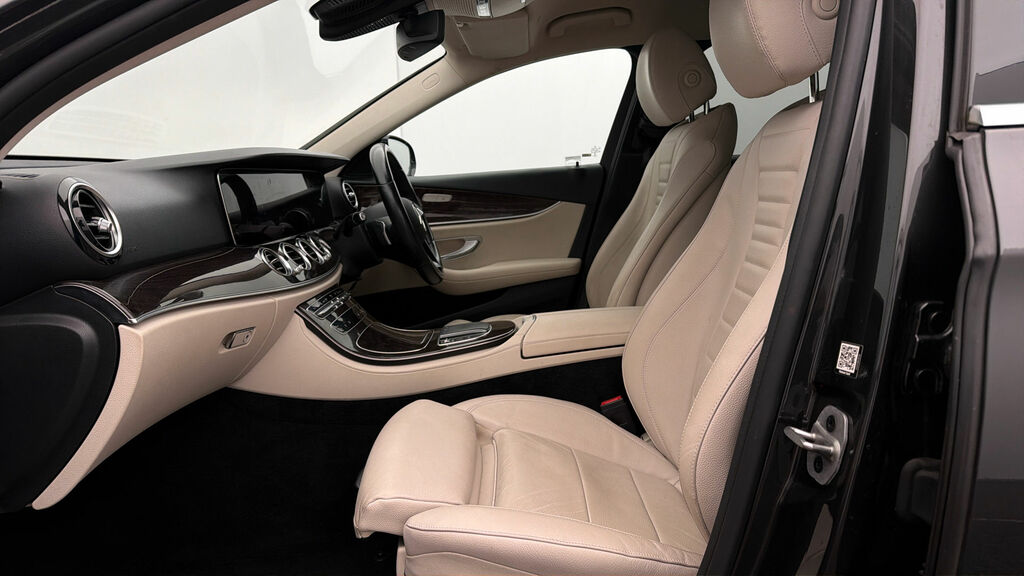Mercedes-Benz E Class E 300 Amg Line Night Edition Premium Plus Grey #13