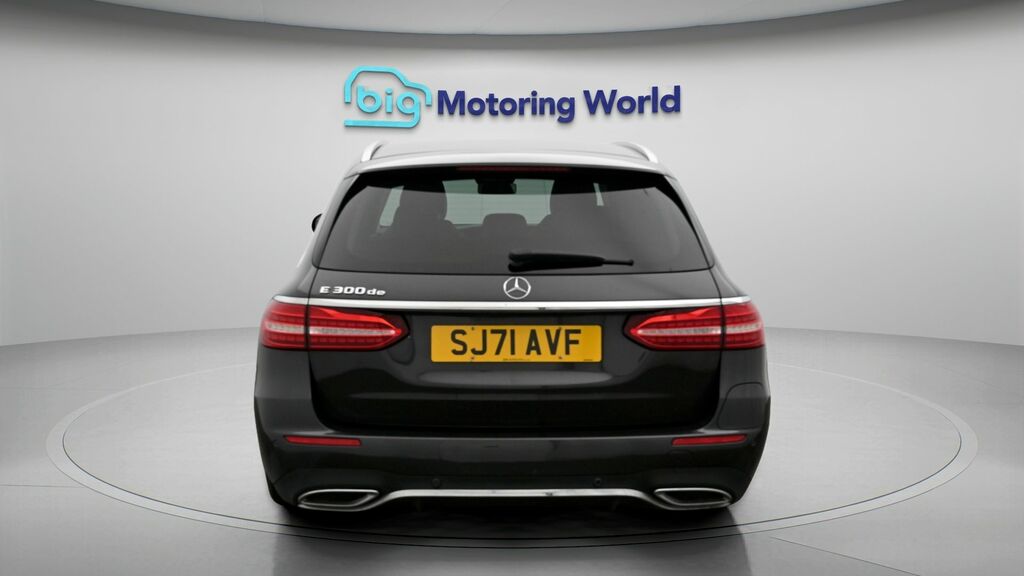 Mercedes-Benz E Class E 300 Amg Line Night Edition Premium Plus Grey #6
