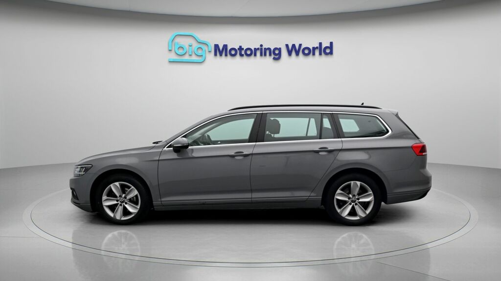 Volkswagen Passat Se Nav Grey #4
