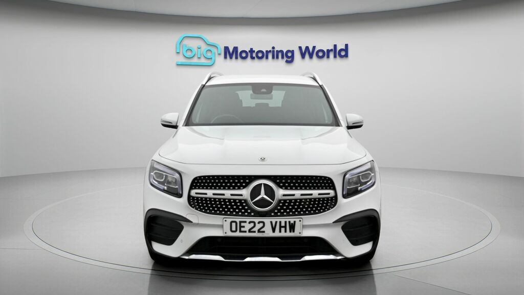 Mercedes-Benz GLB Class Amg Line OE22VHW White #2