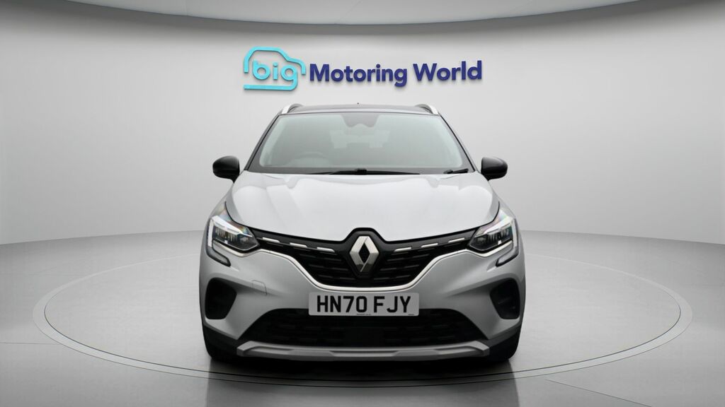 Renault Captur Iconic Black #2