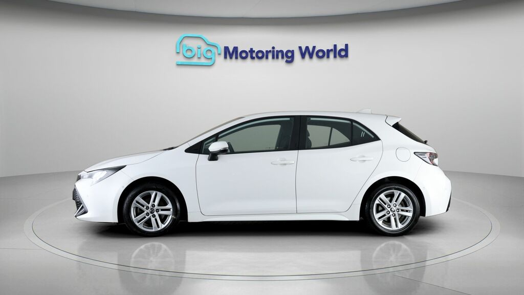 Toyota Corolla Icon Tech NL22NHY White #4
